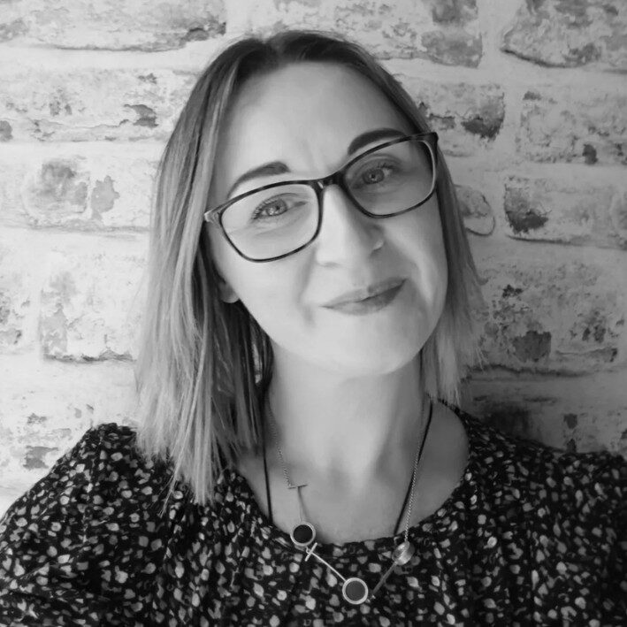 Black and white photo of maria wright about us